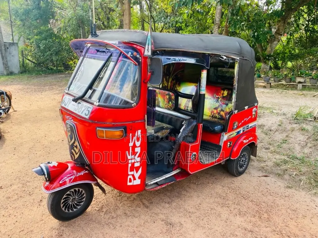 Bajaj 2 stroke 2004 Three Wheel (Used)