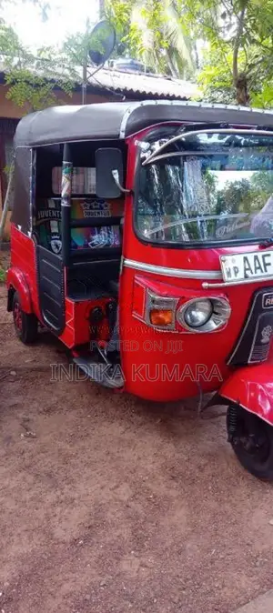 Bajaj 4 stroke 2013 Three Wheel (Used)
