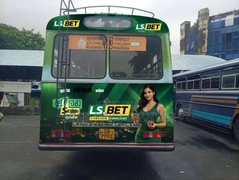 Ashok-Leyland Leyland 2000 Bus (Used)