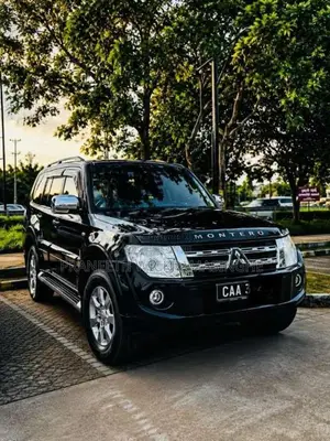 Mitsubishi Montero 2013 SUV (Used)