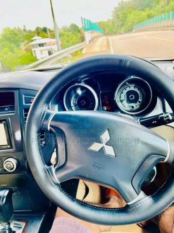 Mitsubishi Montero 2013 SUV (Used)