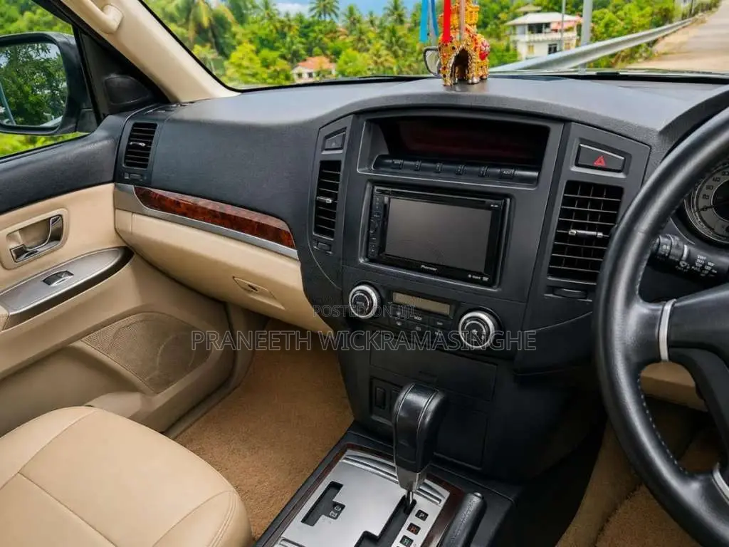 Mitsubishi Montero 2013 SUV (Used)