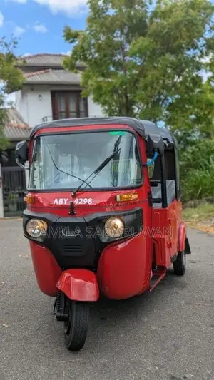 Bajaj RE 2026 Three Wheel (Used)