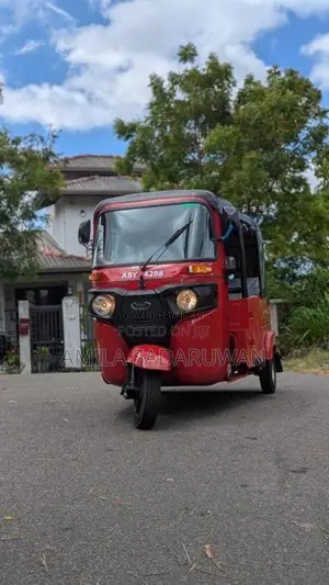 Bajaj RE 2026 Three Wheel (Used)