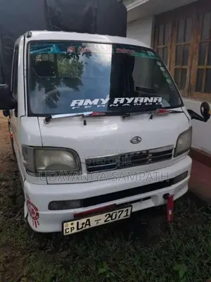 Daihatsu Hijet 2001 Lorry (Used)