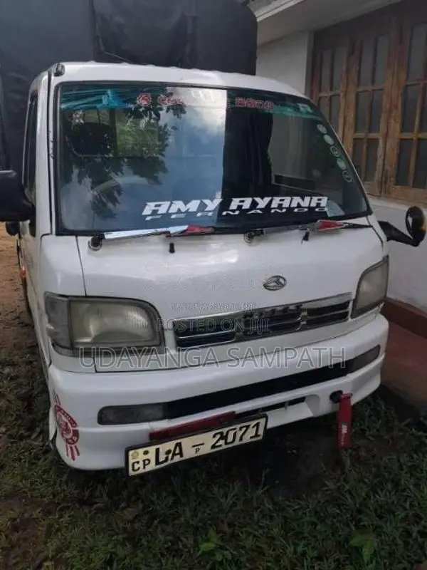 Daihatsu Hijet 2001 Lorry (Used)
