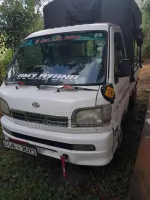 Daihatsu Hijet 2001 Lorry (Used)