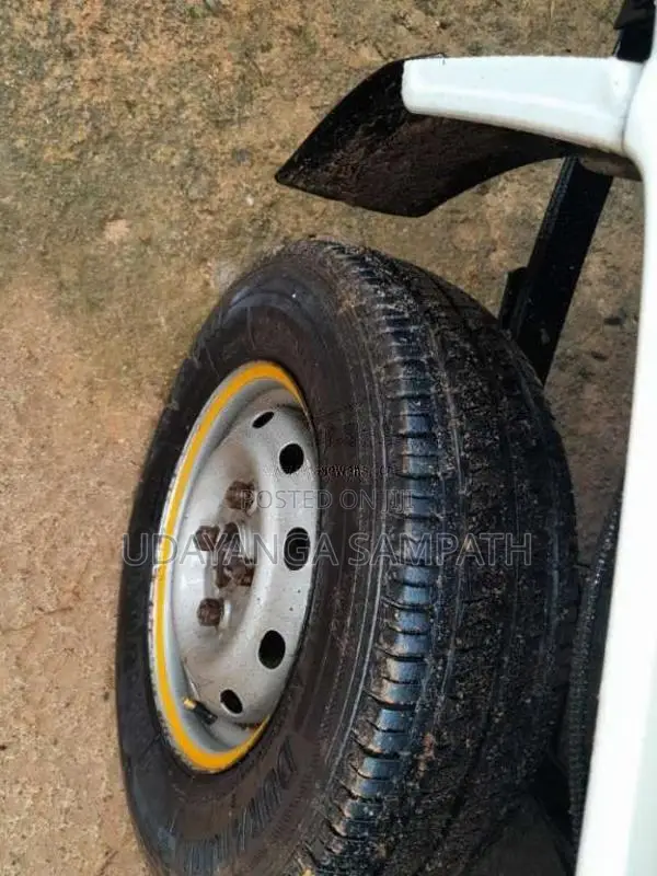 Daihatsu Hijet 2001 Lorry (Used)