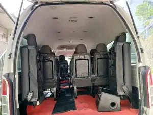 Toyota KDH 221 2008 Van (Used)
