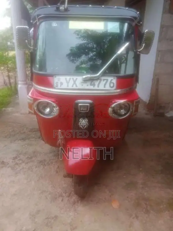 Bajaj RE 205 2012 Three Wheel (Used)