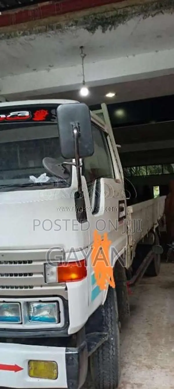 Toyota Dyna 1995 Lorry (Used)