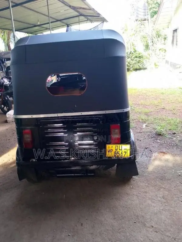 Bajaj RE 2009 Three Wheel (Used)