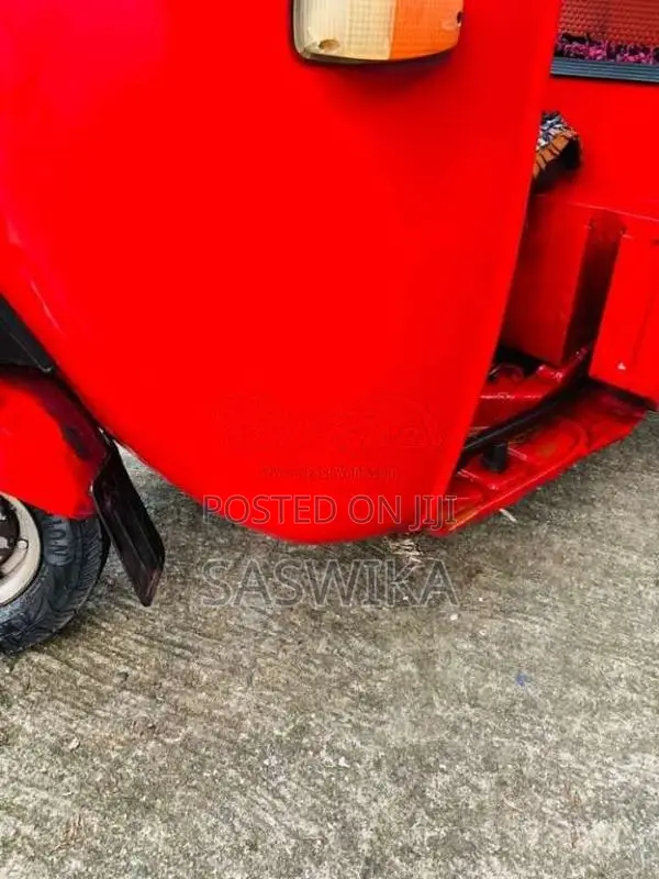 Bajaj 2 Stroke 1999 Three Wheel (Used)