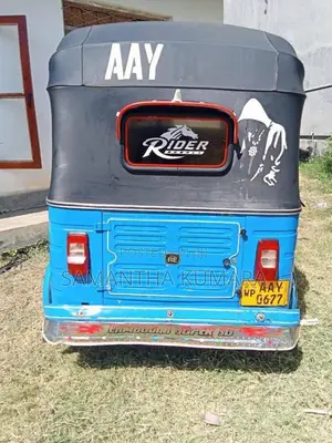 Bajaj 4 stroke 2015 Three Wheel (Used)