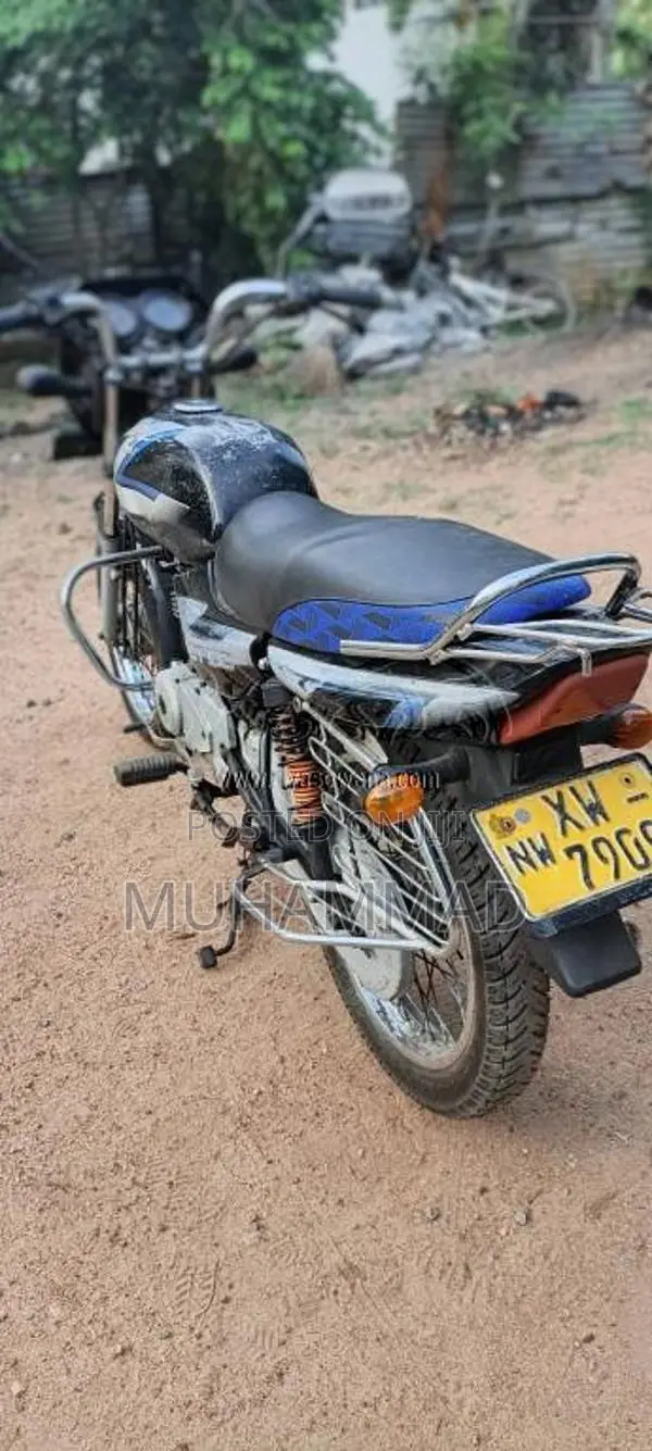 Bajaj CT-100 2012 Motorbike (Used)
