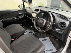 Toyota IST 2003 Car (Used)