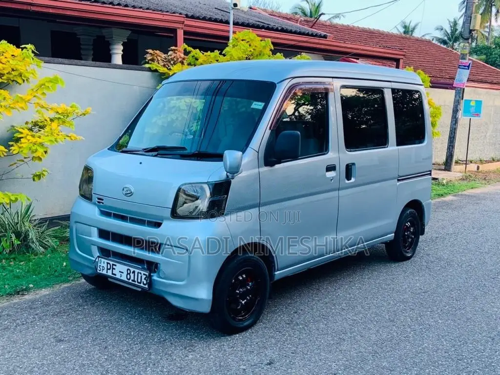 Daihatsu Hijet 2013 Van (Used)