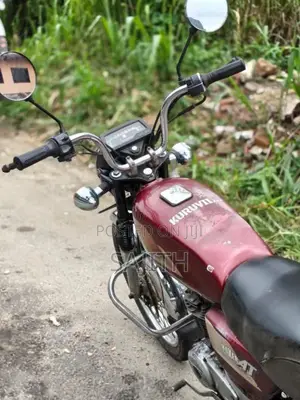 Bajaj Boxer 2004 Motorbike (Used)