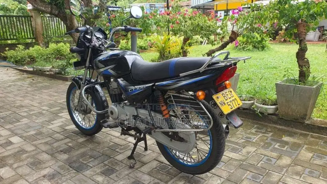 Bajaj CT-100 2016 Motorbike (Used)