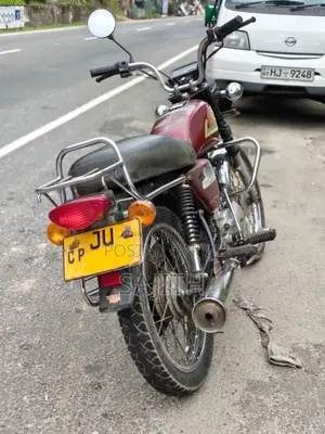 Bajaj Boxer 2004 Motorbike (Used)
