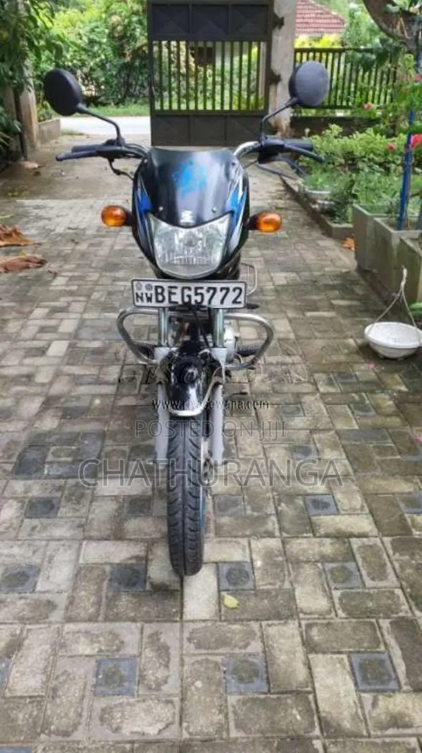 Bajaj CT-100 2016 Motorbike (Used)