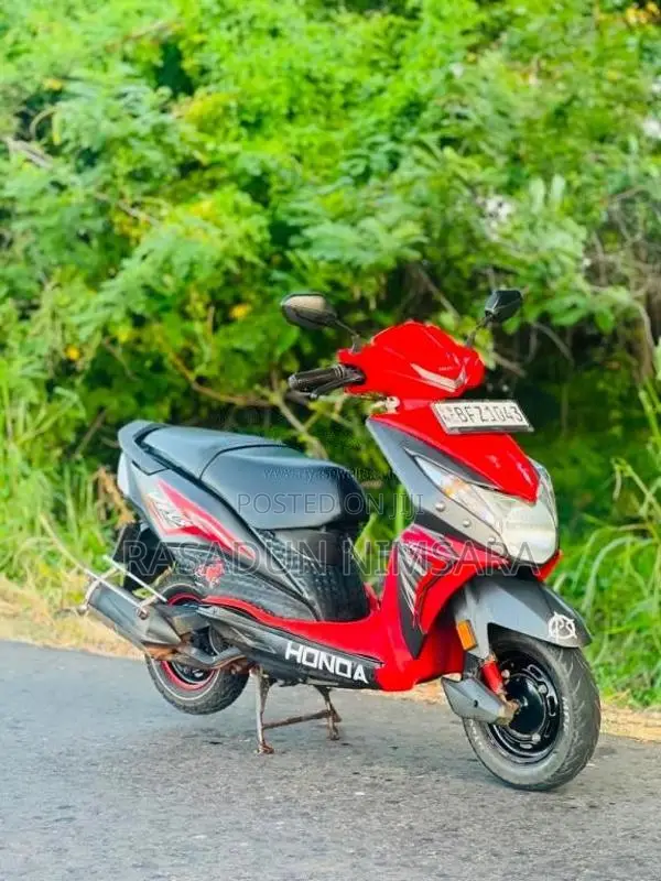 Honda Dio 2017 Motorbike (Used)