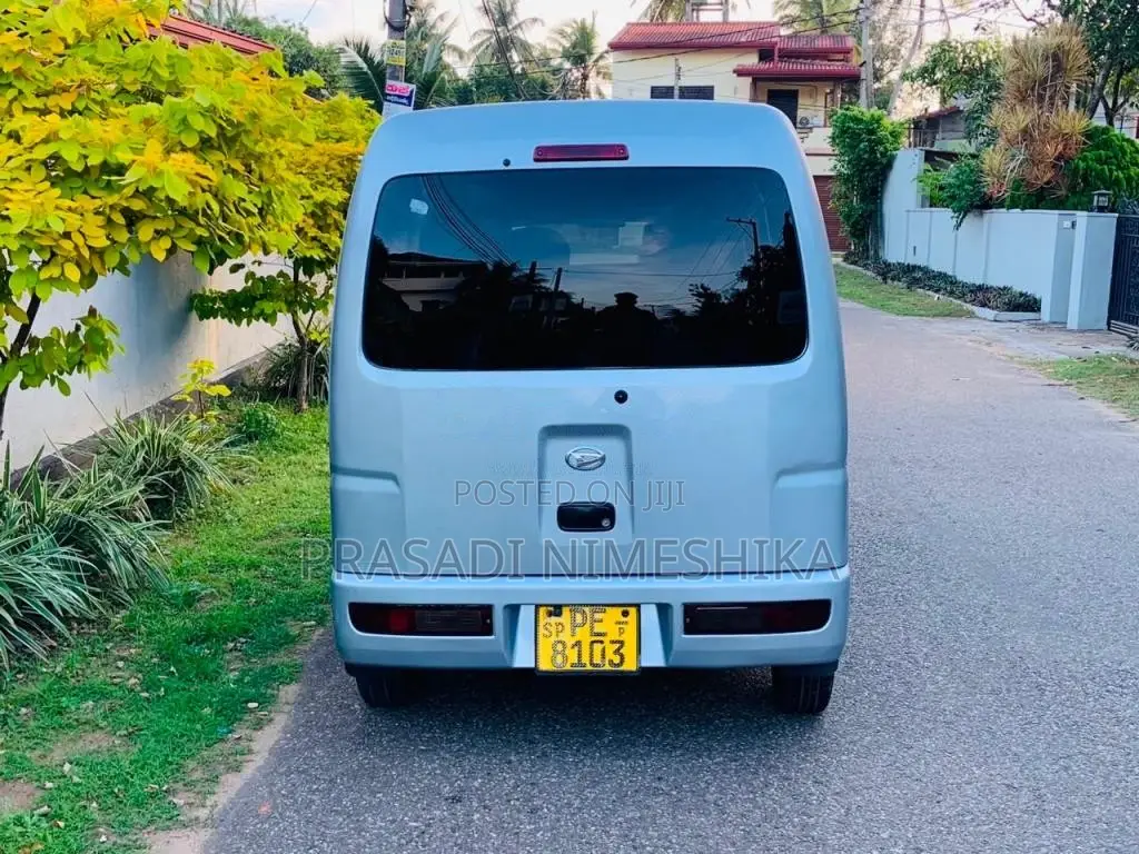 Daihatsu Hijet 2013 Van (Used)