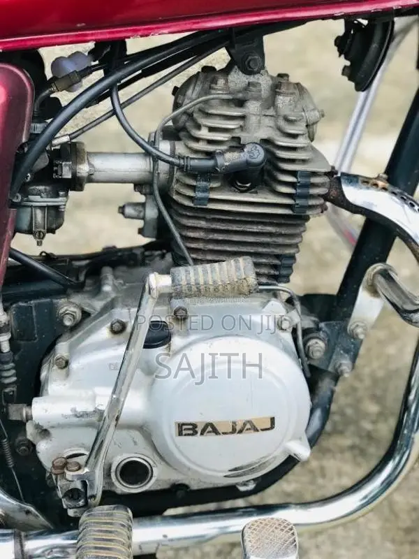 Bajaj Boxer 2004 Motorbike (Used)