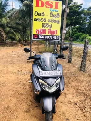 Suzuki BURGMAN 2019 Motorbike (Used)