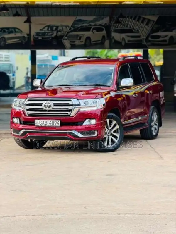 Toyota Land Cruiser V8 2013 SUV (Used)