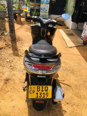 Suzuki BURGMAN 2019 Motorbike (Used)