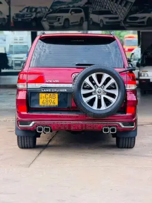 Toyota Land Cruiser V8 2013 SUV (Used)
