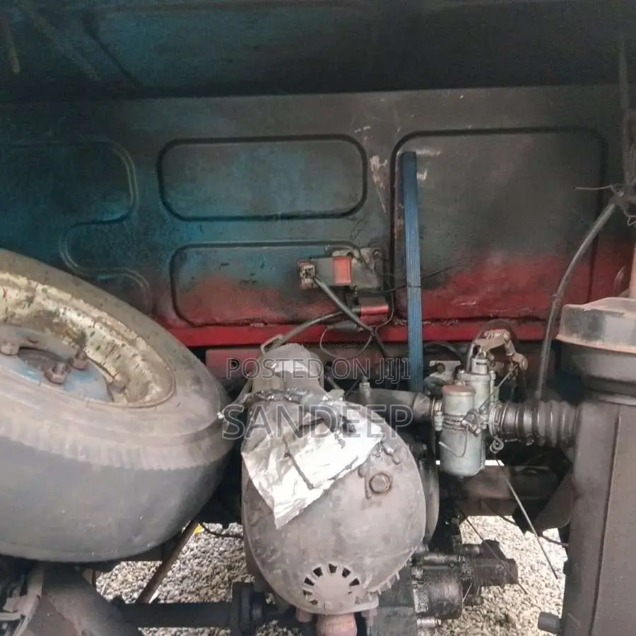 Bajaj RE 2 Stroke 2005 Three Wheel (Used)