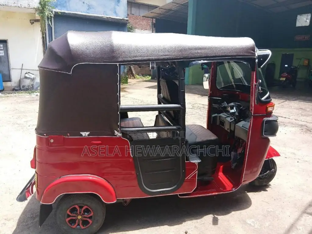 Bajaj RE 2016 Three Wheel (Used)