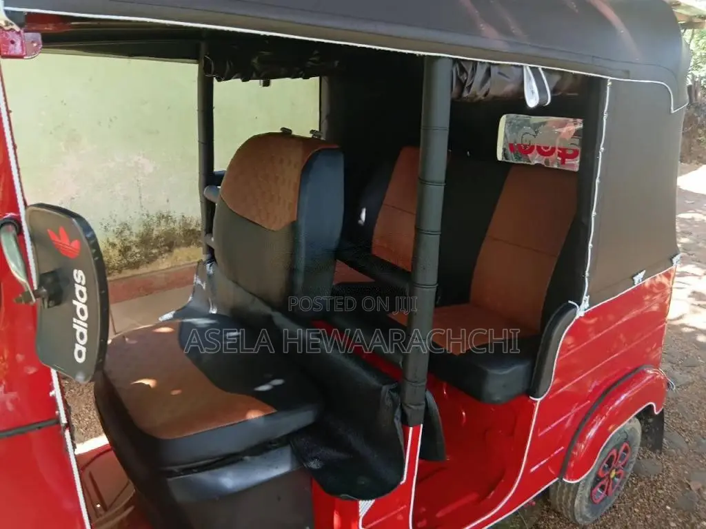Bajaj RE 2016 Three Wheel (Used)