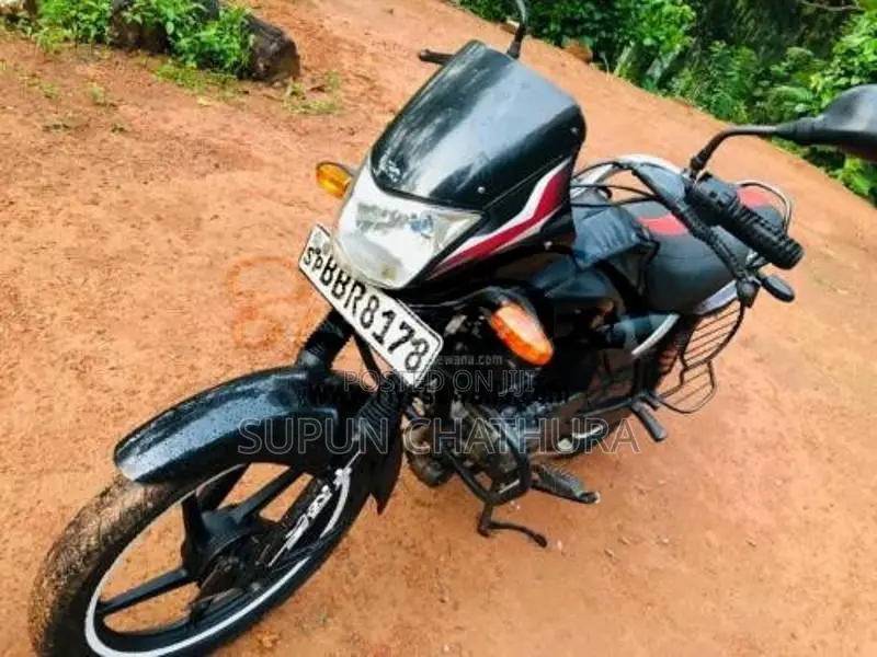 Bajaj Platina 2014 Motorbike (Used)