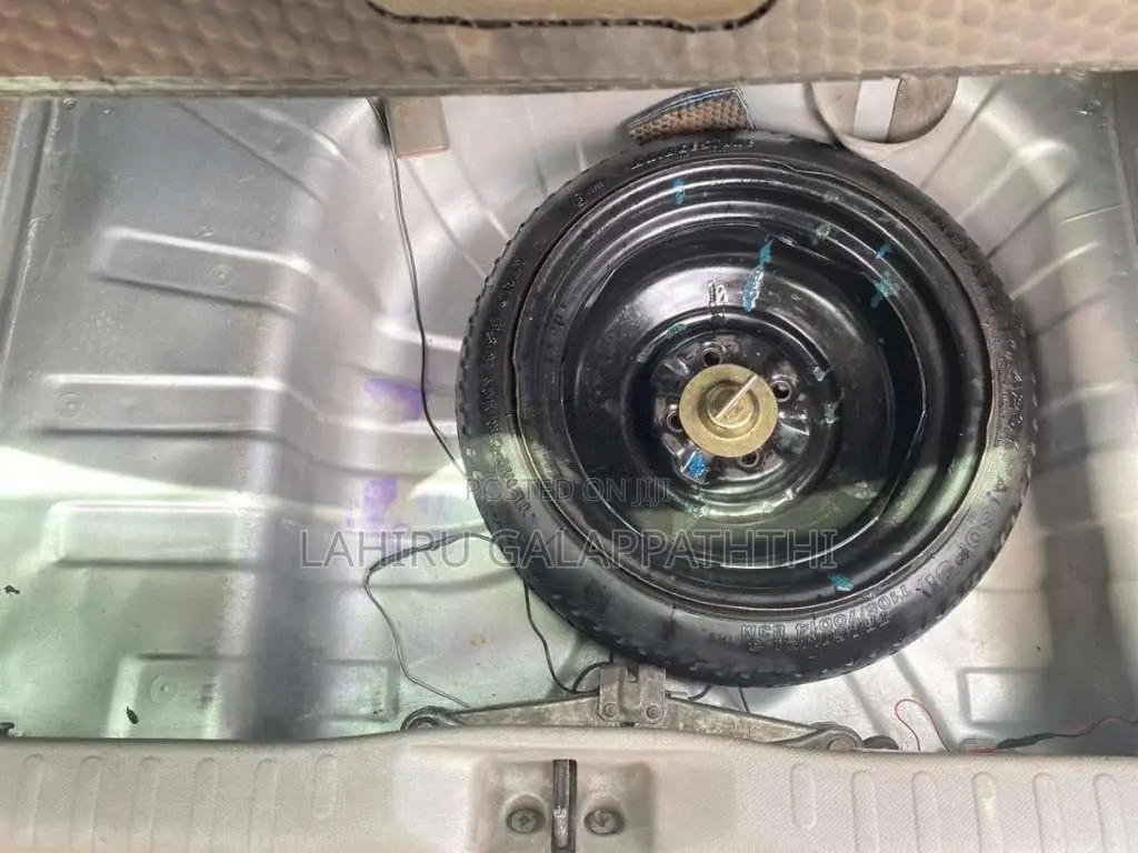 Nissan March AK12 2003 Car (Used)