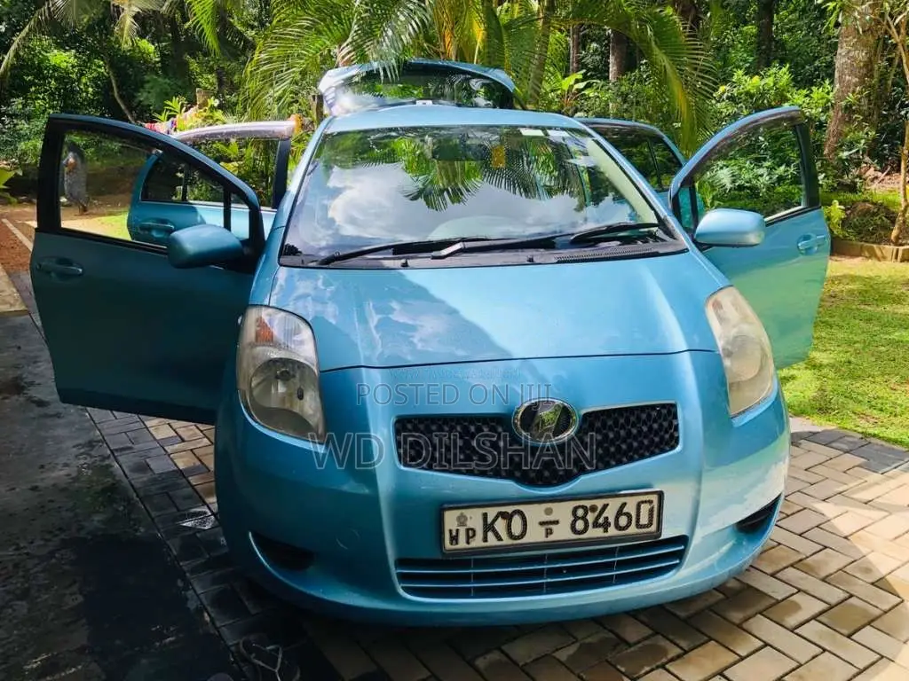 Toyota Vitz SCP90 2007 Car (Used)