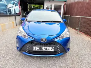 Toyota Vitz 2018 Car (Used)