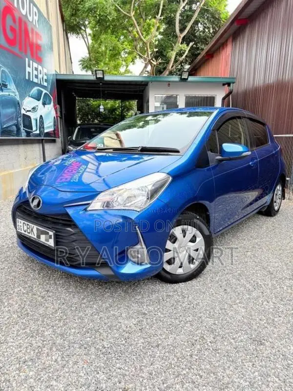 Toyota Vitz 2018 Car (Used)