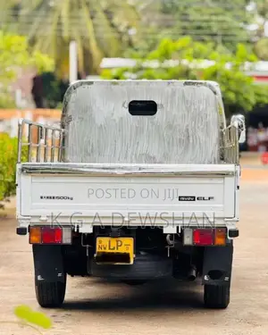 Isuzu ELF Single Wheel 2019 Lorry (Used)