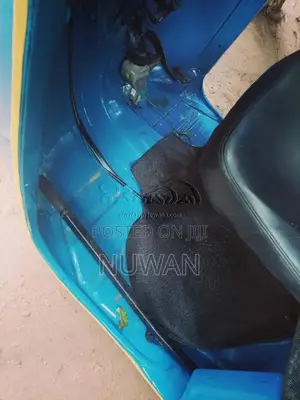 Bajaj 4 Stroke 2003 Three Wheel (Used)