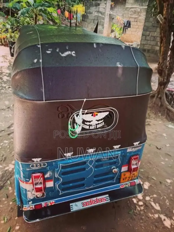 Bajaj 4 Stroke 2003 Three Wheel (Used)