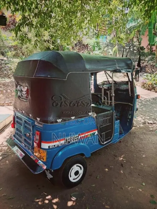 Bajaj 4 Stroke 2003 Three Wheel (Used)