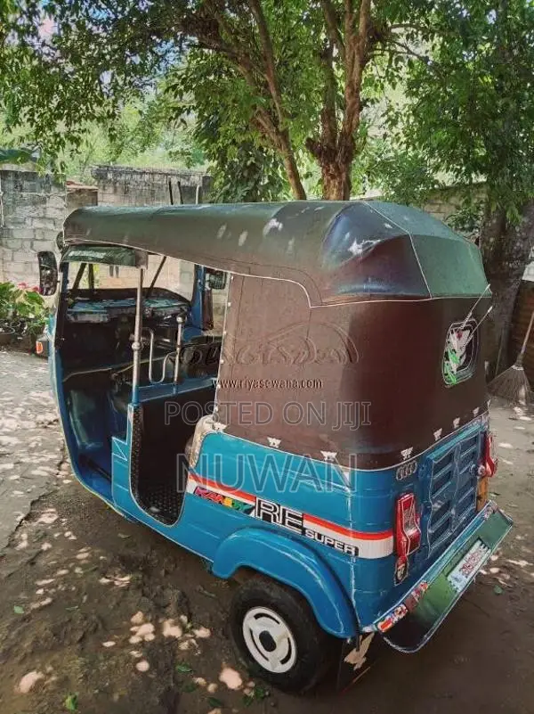 Bajaj 4 Stroke 2003 Three Wheel (Used)