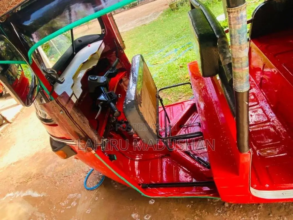 Bajaj RE 4 Stroke 2007 Three Wheel (Used)