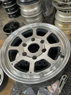 15” Alloy Wheels