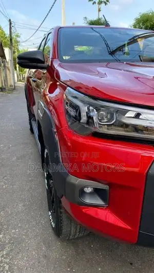 Toyota Hilux Revo Rocco 2.8 2025