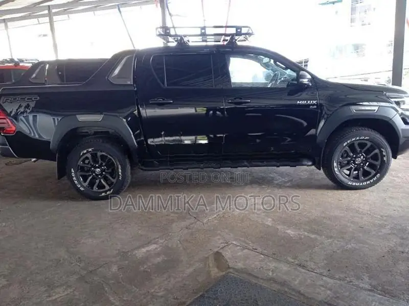 Toyota Hilux ROCCO 2.8 2025