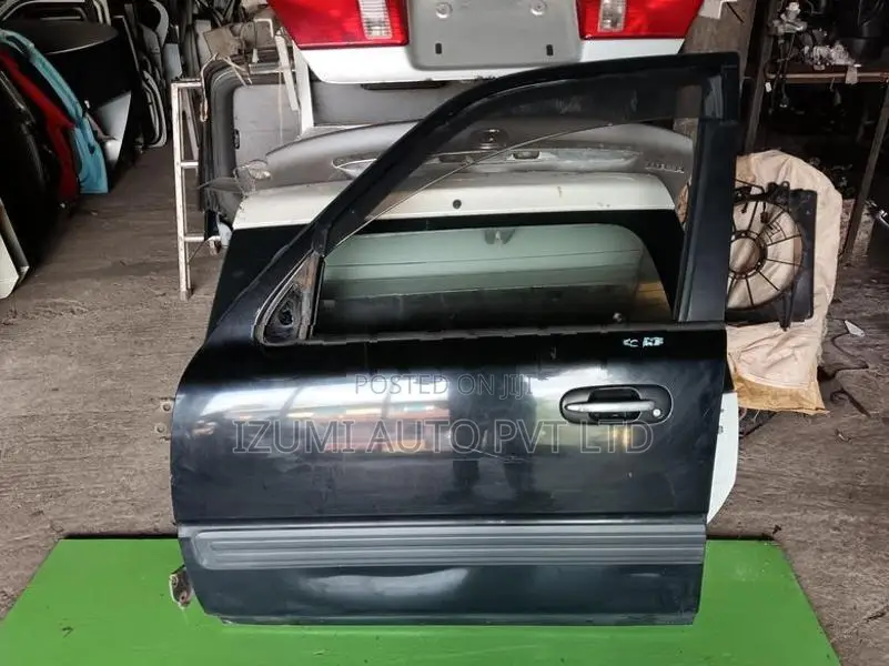 Honda CRV Front Left Side Door Complete (2002Y)
